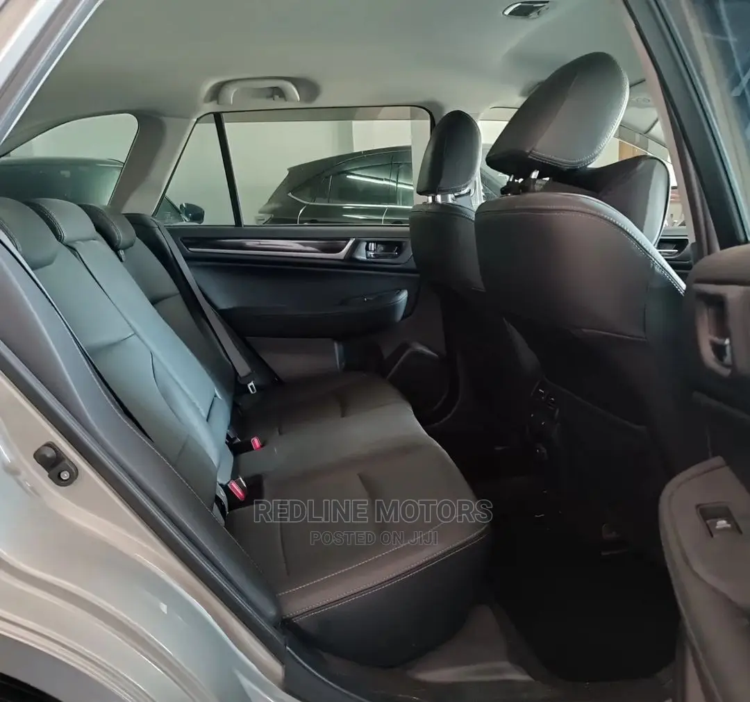 Subaru Outback 2.5i Limited AWD 2016 Silver