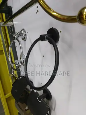 Black Towel Ring