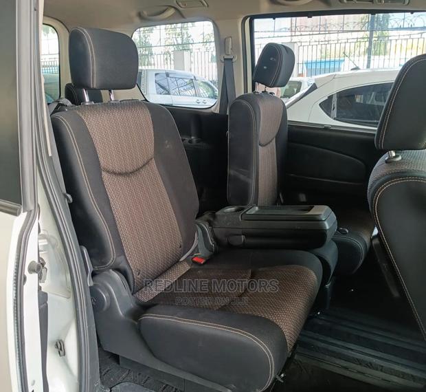 Nissan Serena 2016 White - thumbnail 5