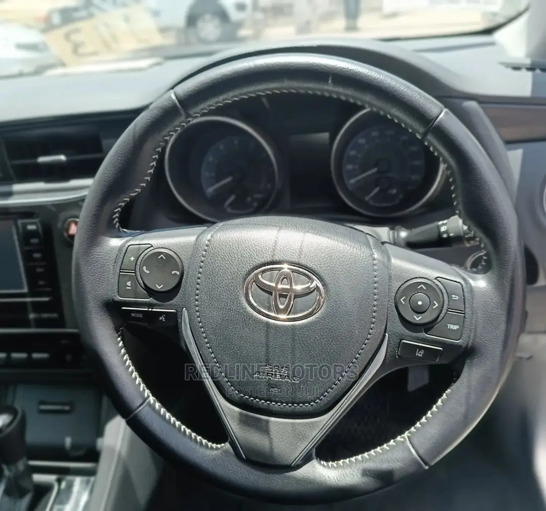 Toyota Auris 2016 Pearl