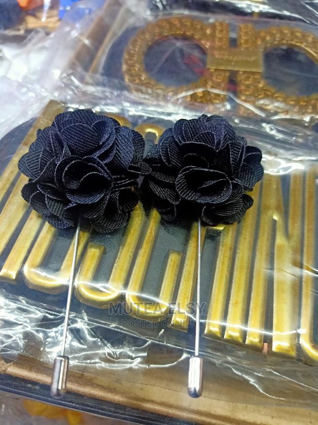 White,Blue,Yellow Purple Lapel Pins - thumbnail 3