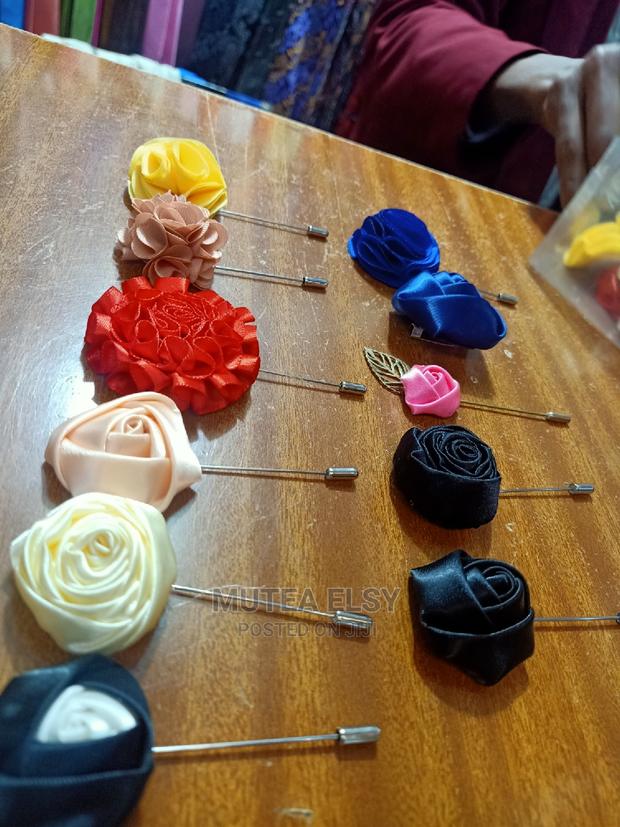 White,Blue,Yellow Purple Lapel Pins - thumbnail 8