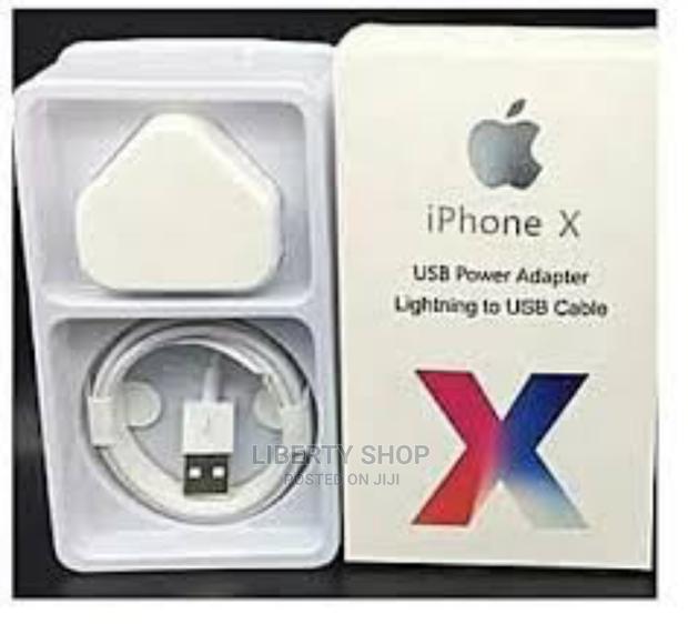 iPhone 5,6,7 X iPhone Complete Charger - main view