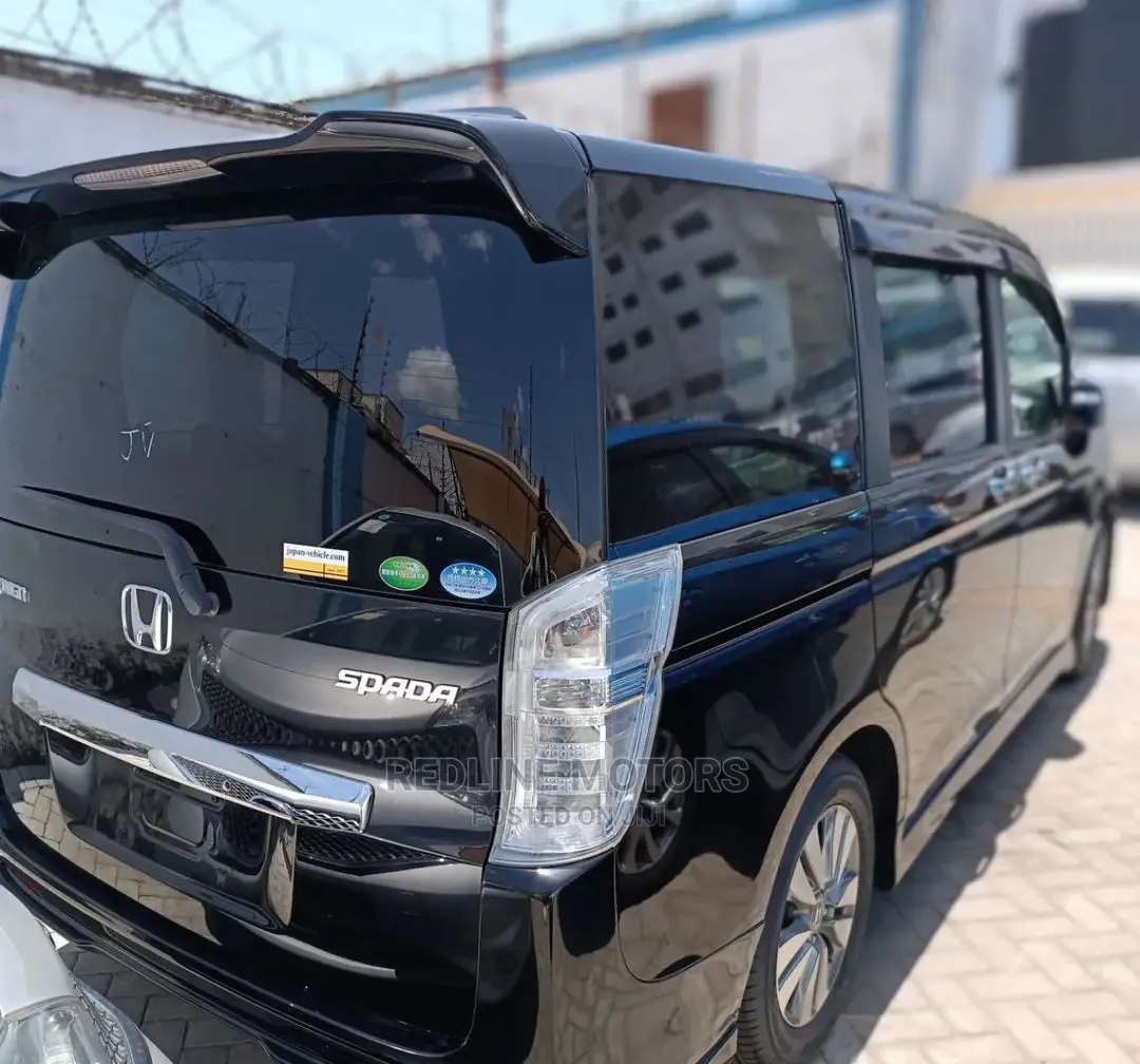 Honda Stepwgn 2016 Matt Black