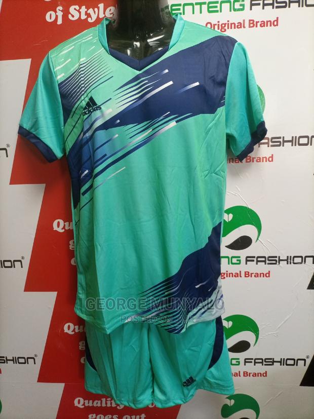 Quality Full Football Jersey - main view