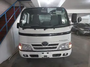 Toyo Ace Manual Diesel 2015 4wd