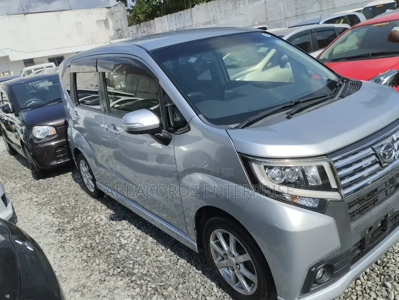 Daihatsu Move 2017 Silver