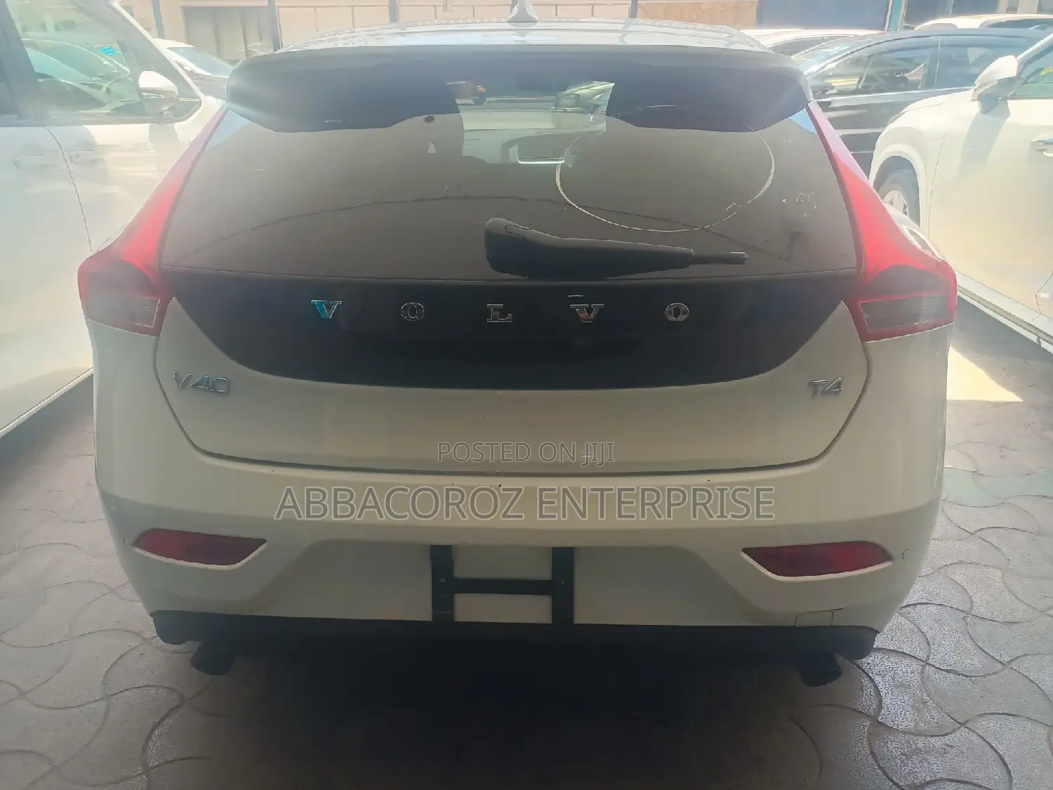 Volvo V40 T5 Premier AWD 2015 White