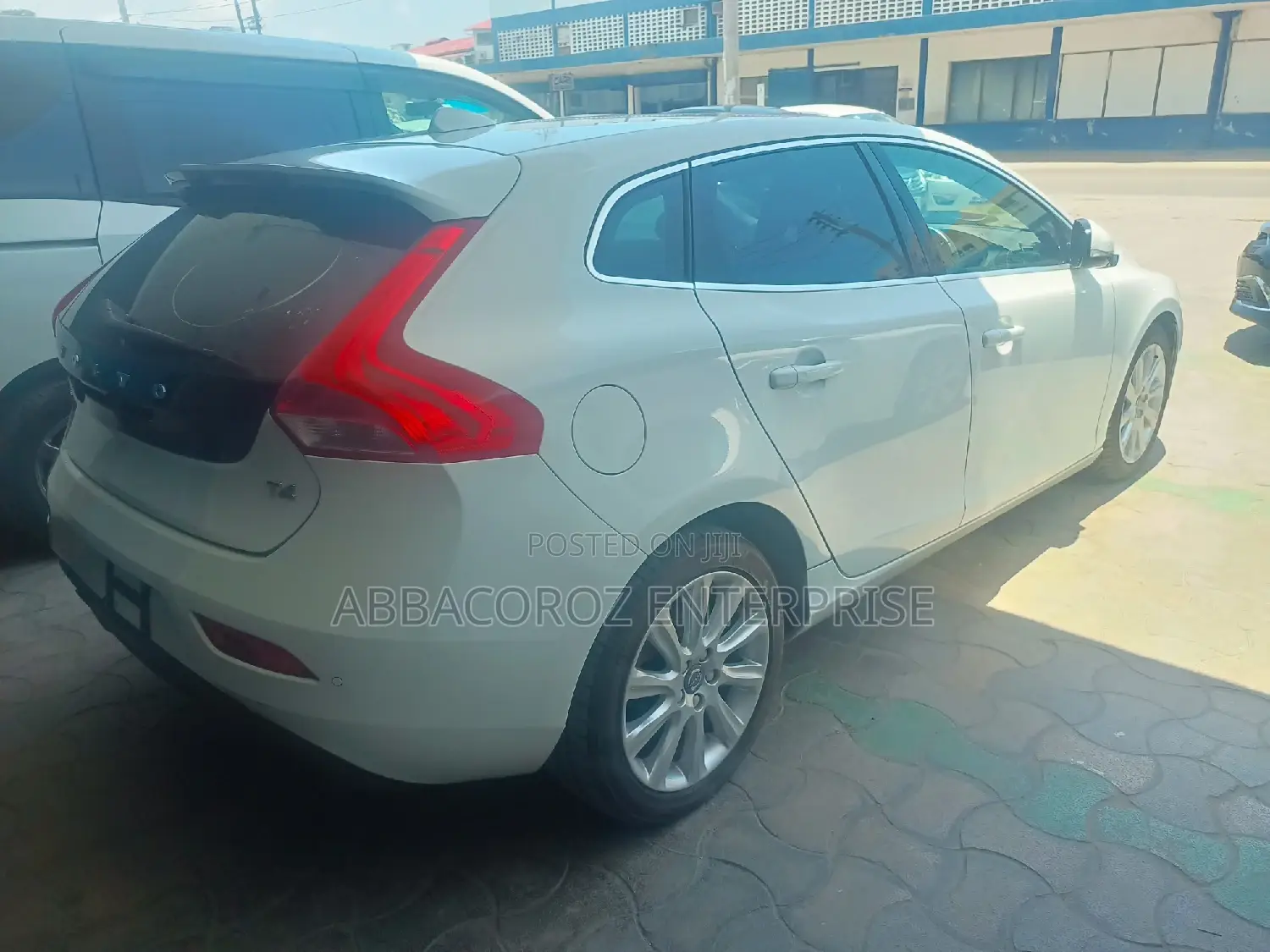 Volvo V40 T5 Premier AWD 2015 White