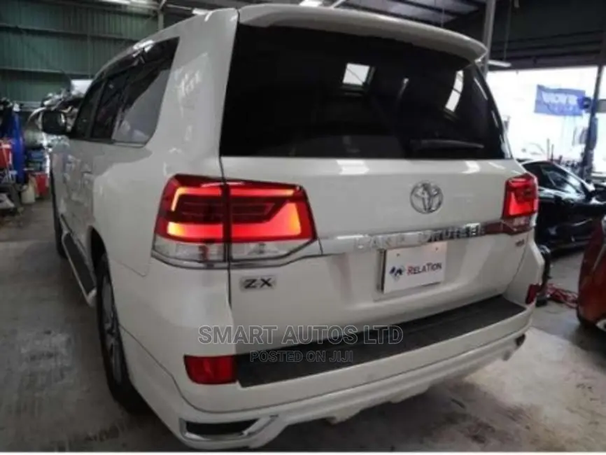 Toyota Land Cruiser 2015 Pearl