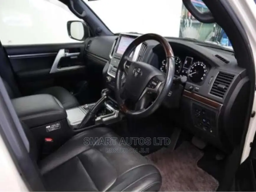 Toyota Land Cruiser 2015 Pearl