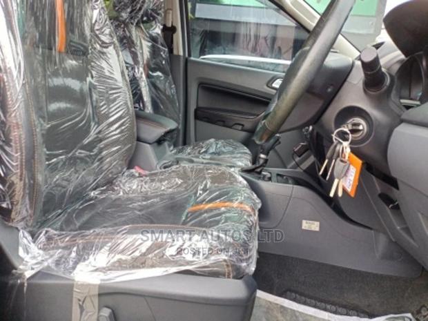 Ford Ranger 2015 Silver - thumbnail 13