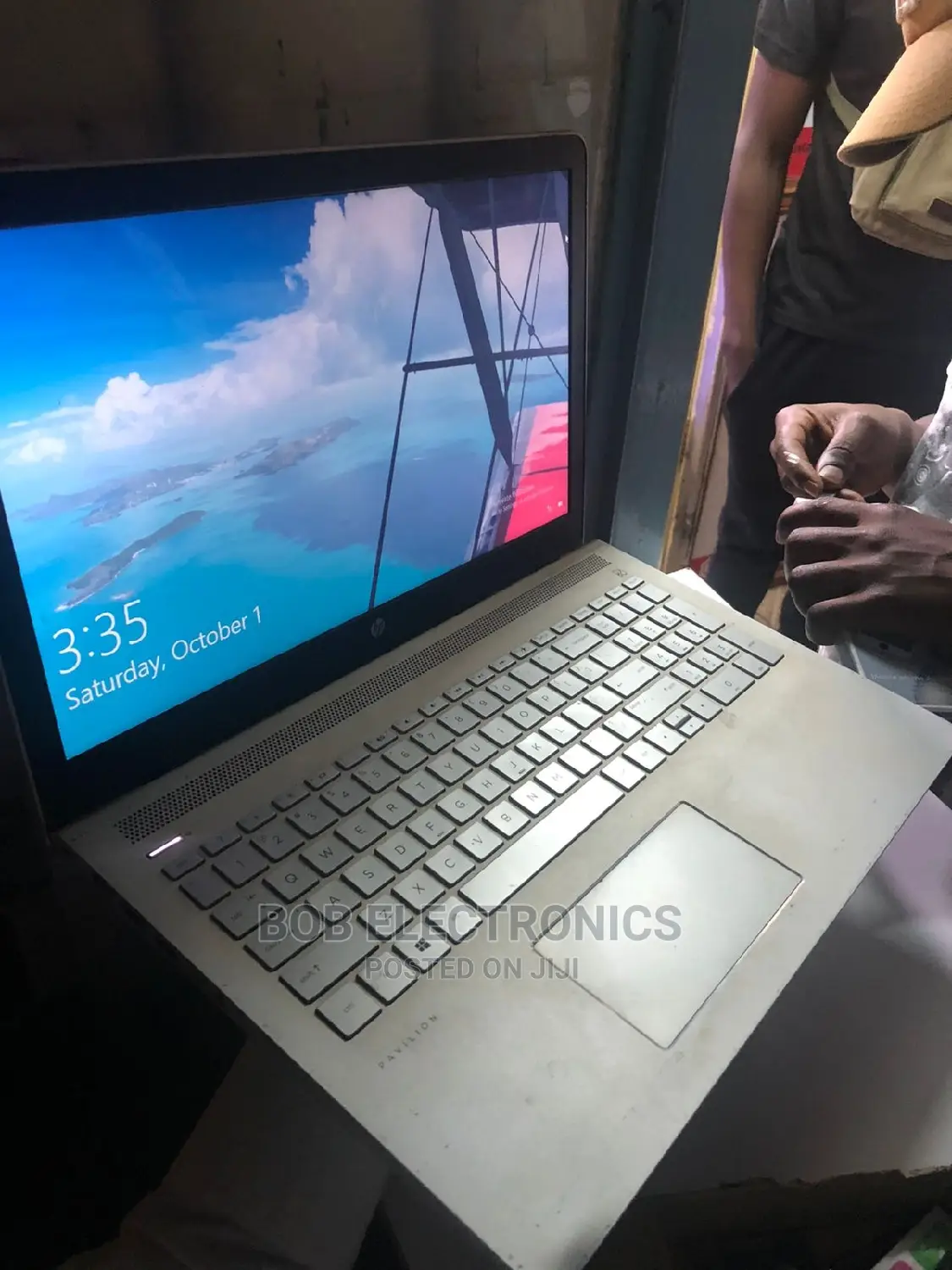 Laptop HP Pavilion 15 8GB AMD HDD+SSD 500GB