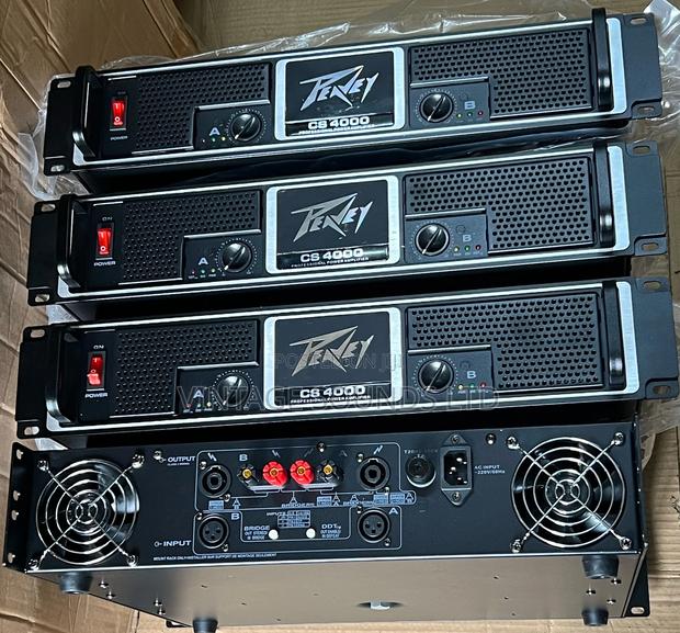 Peavey Cs4000 , 4000watts Power Amplifier - thumbnail 2