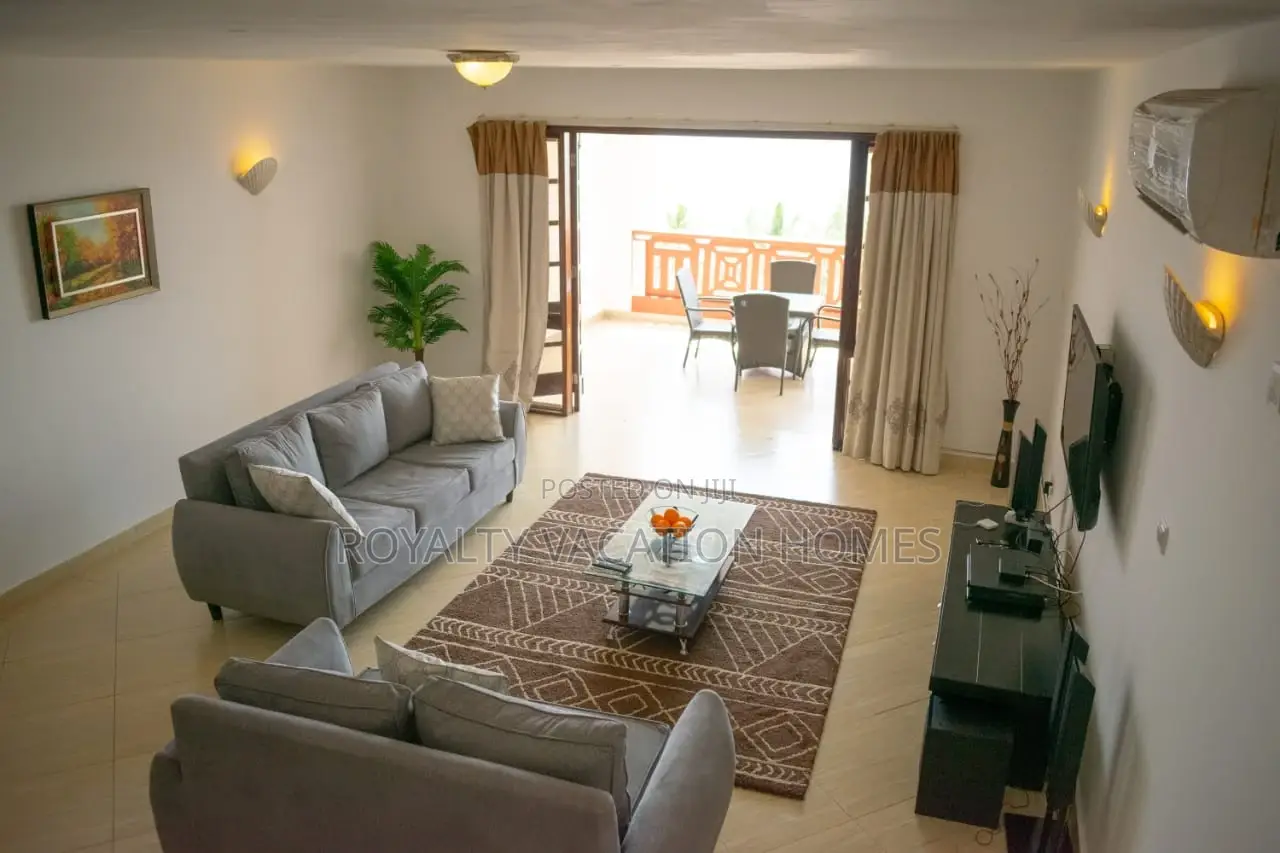 2 Bedroom Beachfront Airbnb Apartment in Mombasa