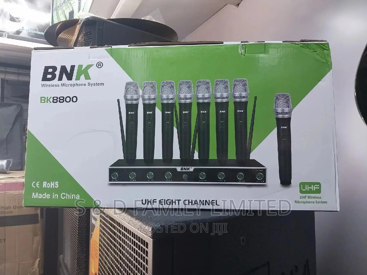 BNK 8800 Wireless 8 in 1 Microphone