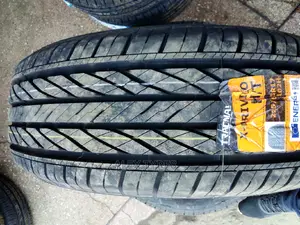 225/65r17 Tracmax Tyres H/T Made in China