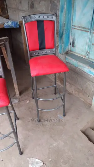 High Stool Balls Chair