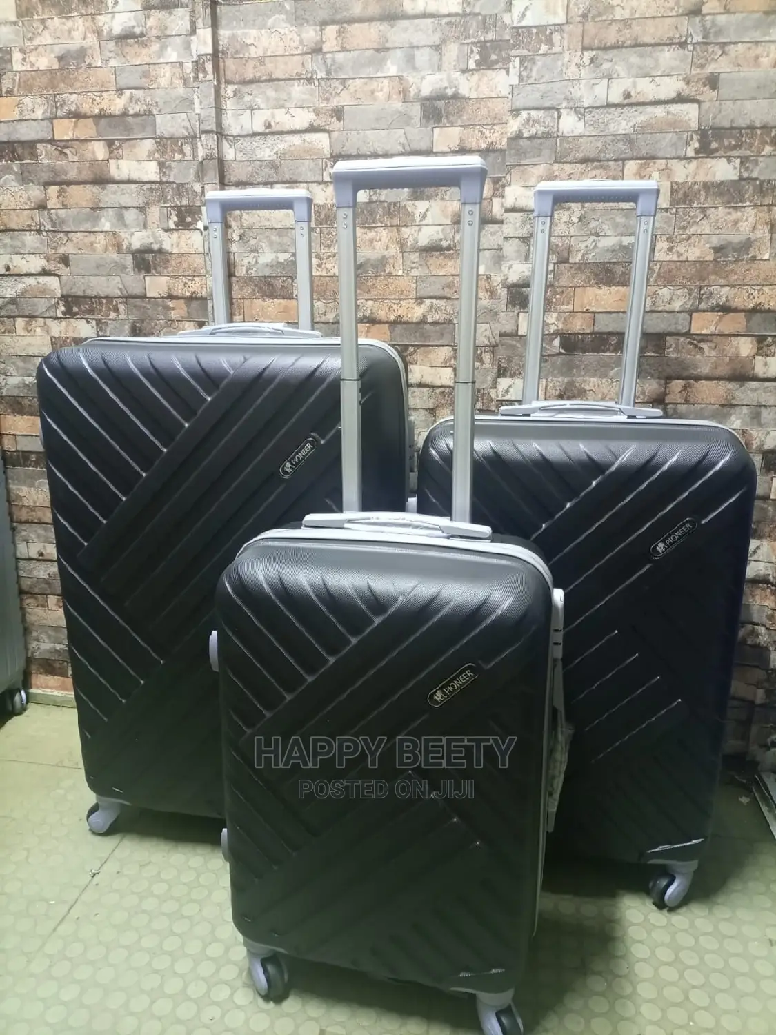 3 in 1 Luxurious Fibre Suitcase