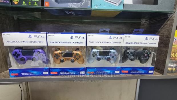 Ps4 Controllers - thumbnail 3