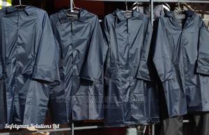 Raincoat With Lining - thumbnail 2