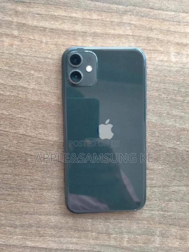 Apple iPhone 11 128 GB Black - main view
