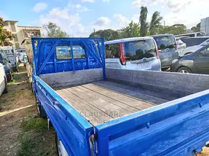 Nissan Vannete Pick Up