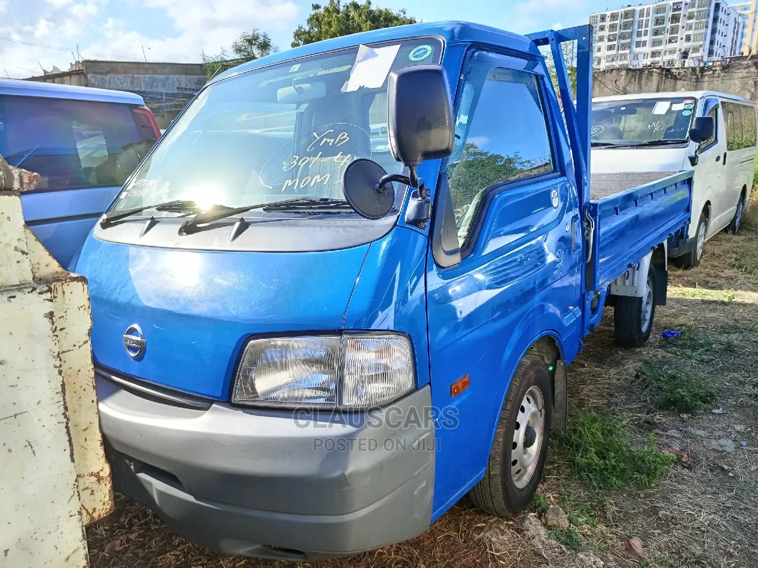 Nissan Vannete Pick Up