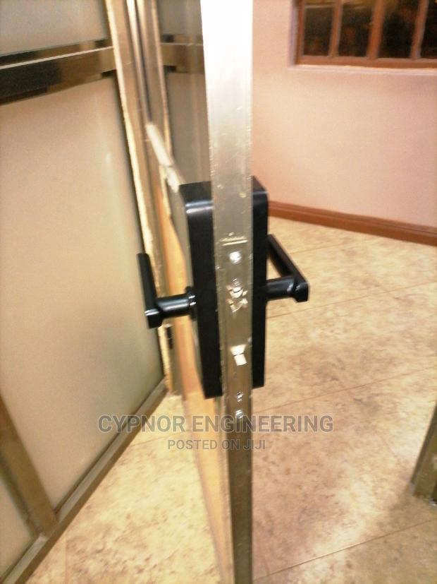 Card and Passwords Stores Door Locks - thumbnail 4