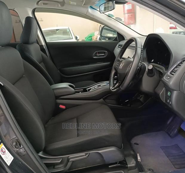 Honda Vezel 2016 Gray - thumbnail 4