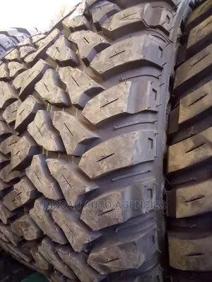 31 X 10.5 R 15 Kenda MT Tyres