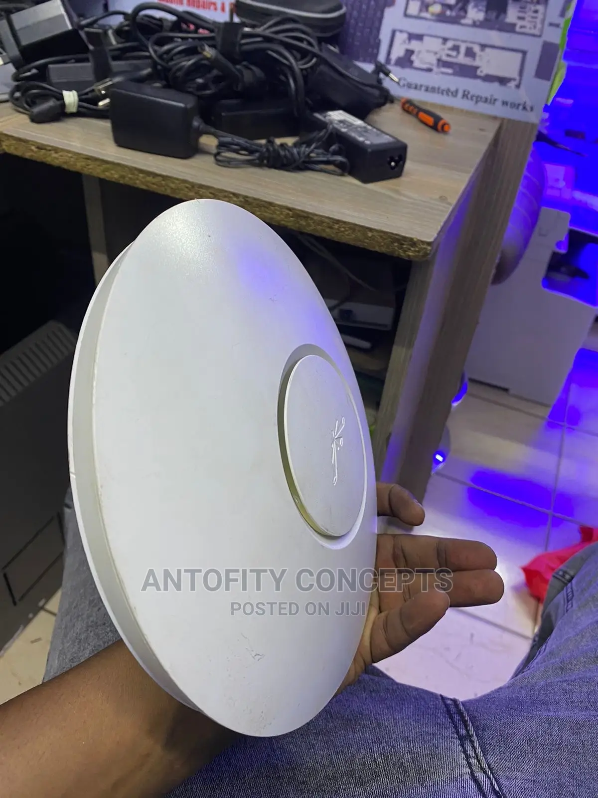 Ubiquity Access Point LR