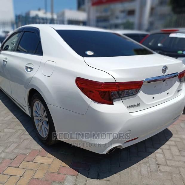 Toyota Mark X 2016 Pearl - thumbnail 4