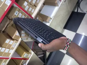 Laptop Lenovo Yoga 11e 4GB Intel Celeron HDD 500GB