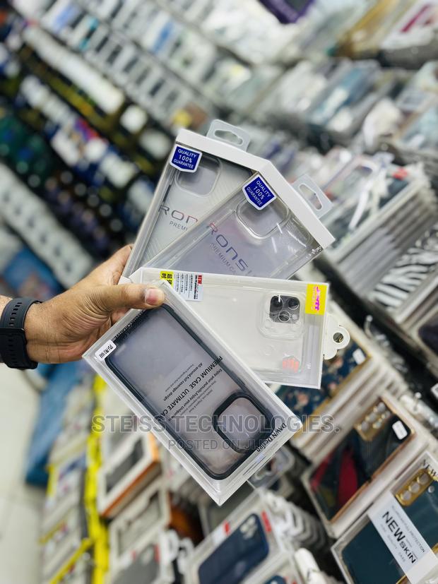 iPhone 14 Pro Max Clear Cases. - main view