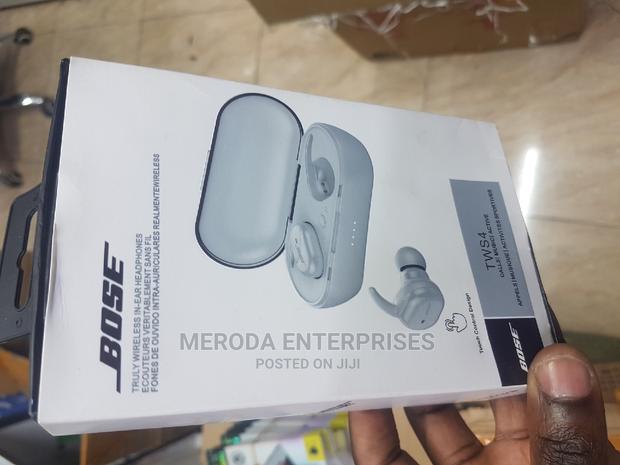 Bose New Ear Buds Bluetooth - main view