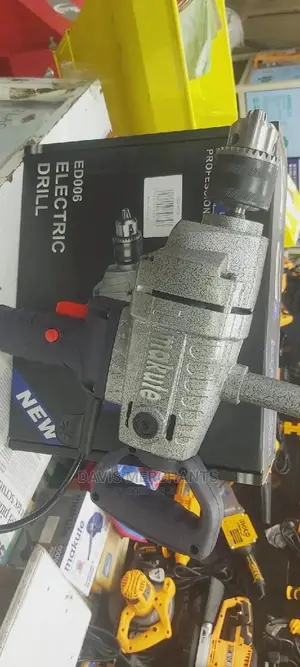 Drill With Melt Chuck