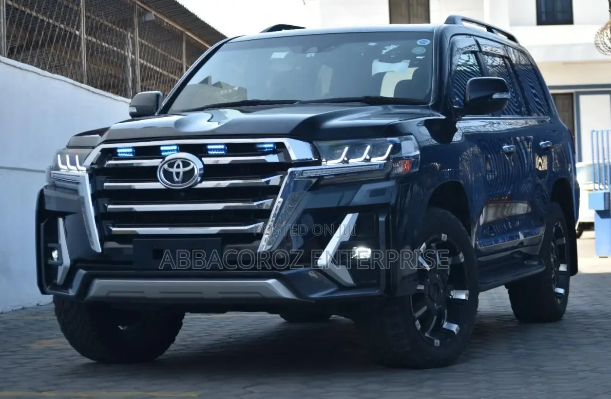 Toyota Land Cruiser 4.6 V8 VXR 2016 Black