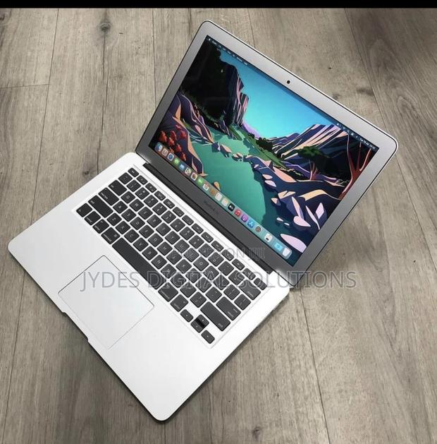 Laptop Apple MacBook Air 8GB Intel Core I5 SSD 256GB