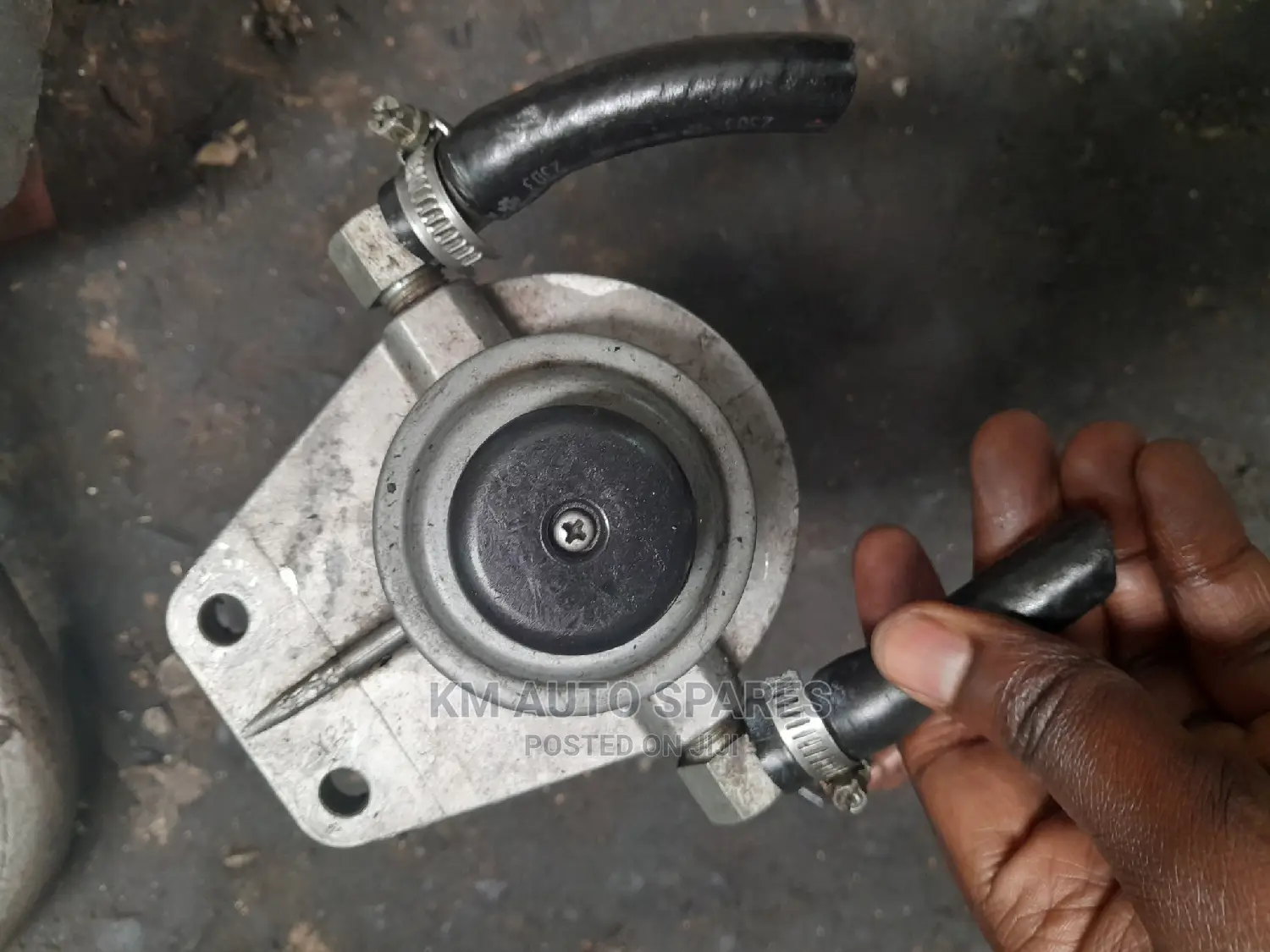 Nissan YD25 Fuel Filter Housing/Hand Pump for Nissan Navara.