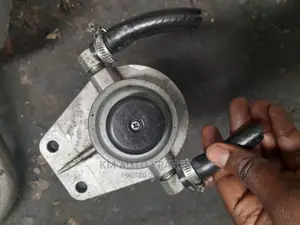 Nissan YD25 Fuel Filter Housing/Hand Pump for Nissan Navara.