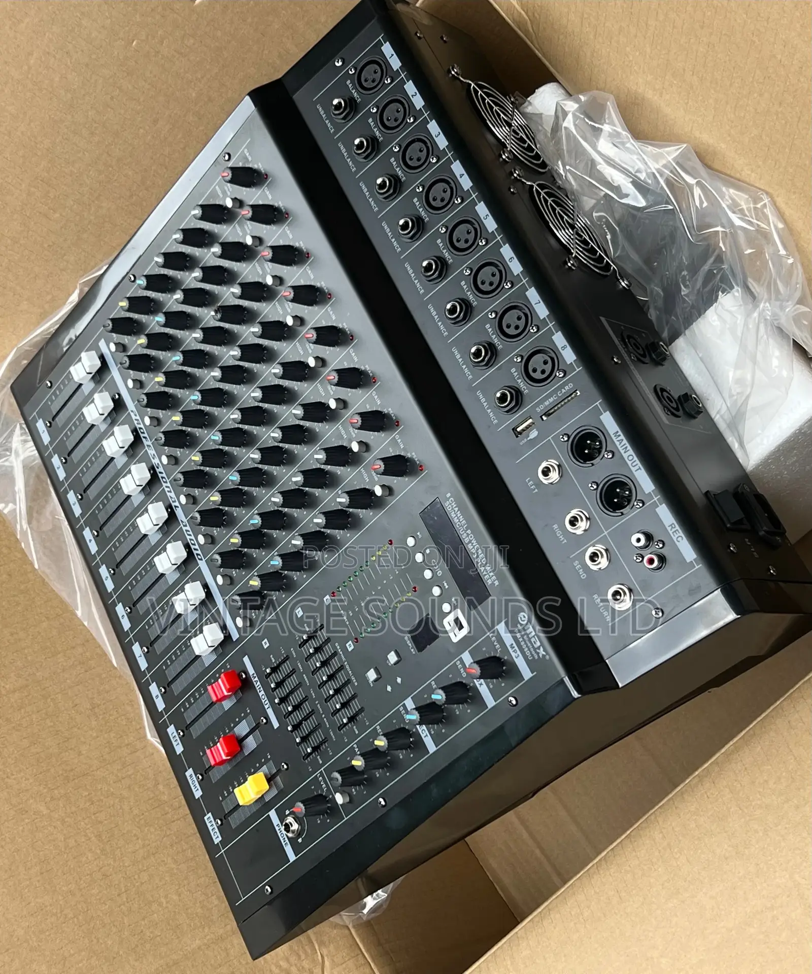 Omax 8 Channel Powered Mixer