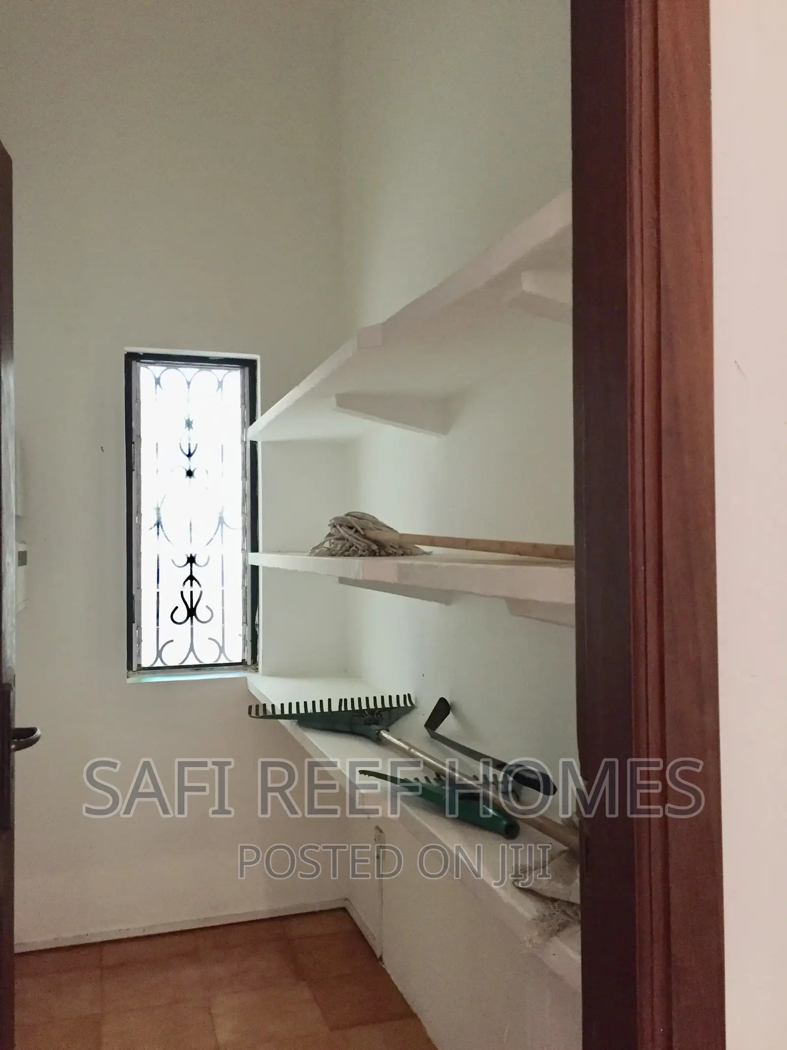 5bdrm Maisonette in Nyali for Rent