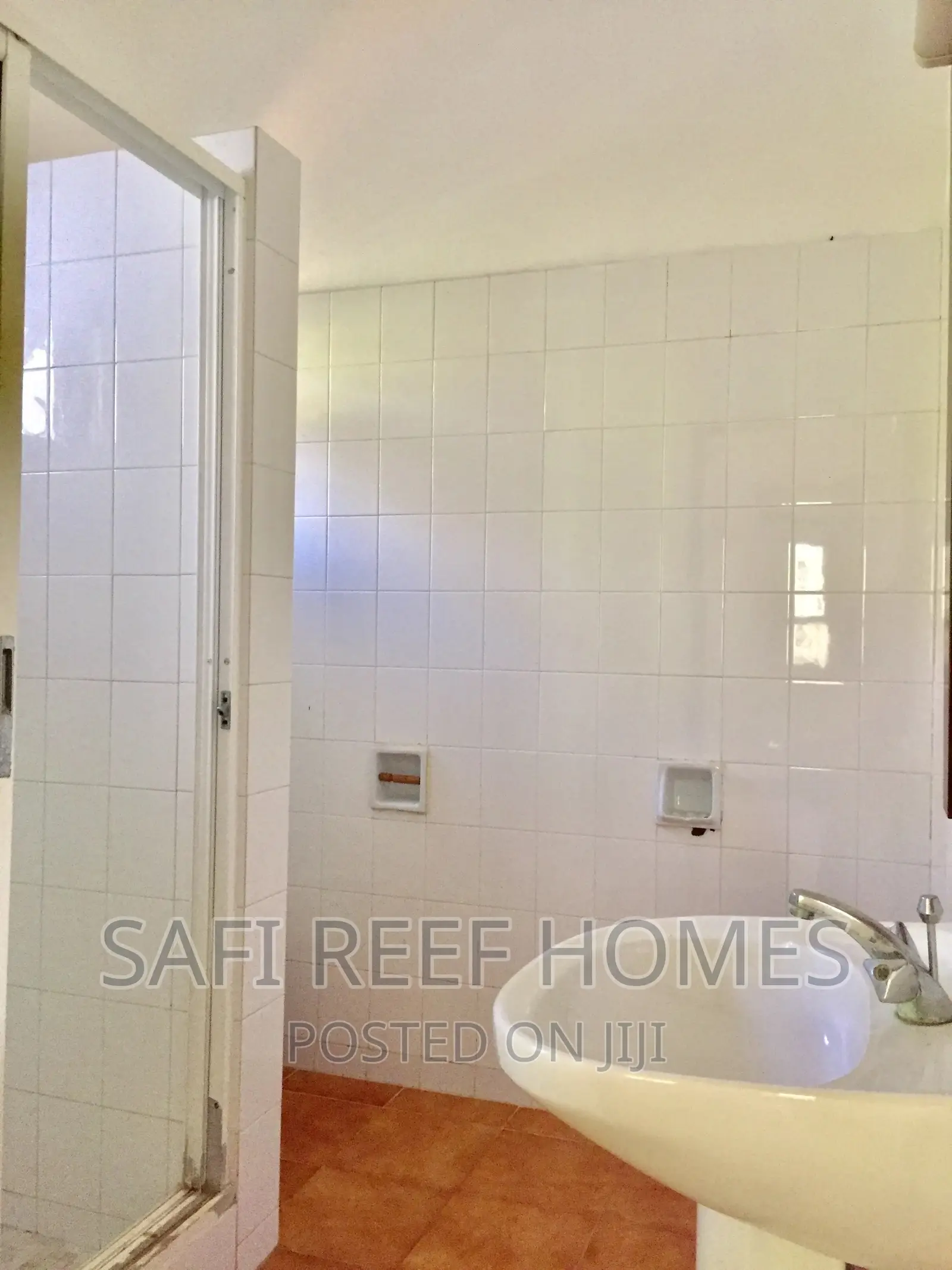 5bdrm Maisonette in Nyali for Rent