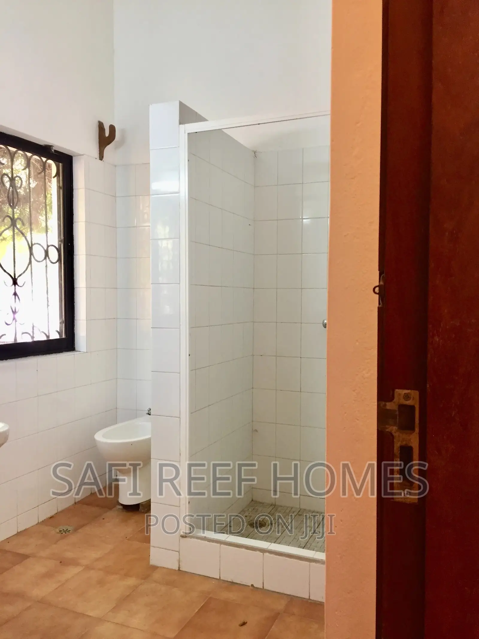 5bdrm Maisonette in Nyali for Rent