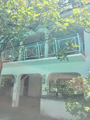 5bdrm Maisonette in Nyali for Rent