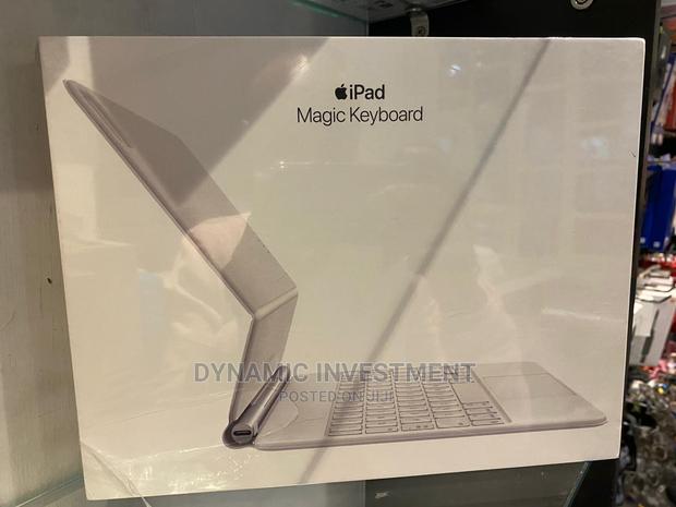 Apples/ iPad Magic Keyboard 12.9" 5th Generation - thumbnail 3