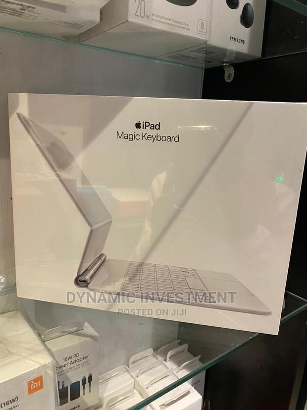 Magic Keyboard for iPad Pro 12.9‐Inch (5th Gen)- White - main view