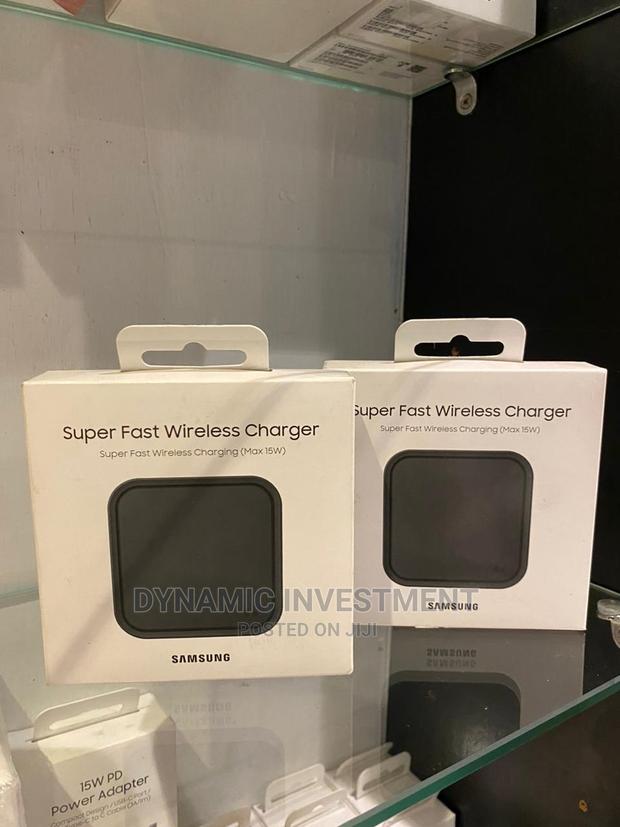 Samsung Super Fast Wireless Charger (15W)