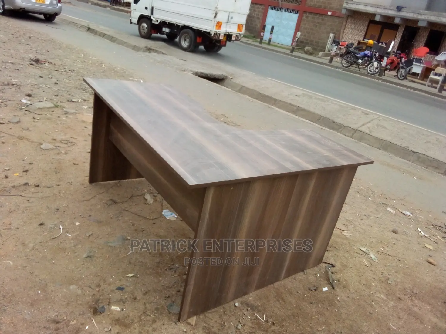 Morden Executive Lshaped Desk 5 by 4fitts